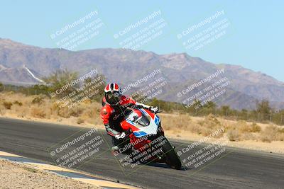 media/Feb-13-2022-SoCal Trackdays (Sun) [[c9210d39ca]]/Turn 7 Inside (1040am)/